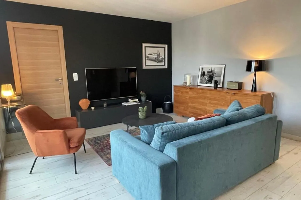 Design And Spacious One Bedroom Apartment On Place De Gaulle Antibes Fransa